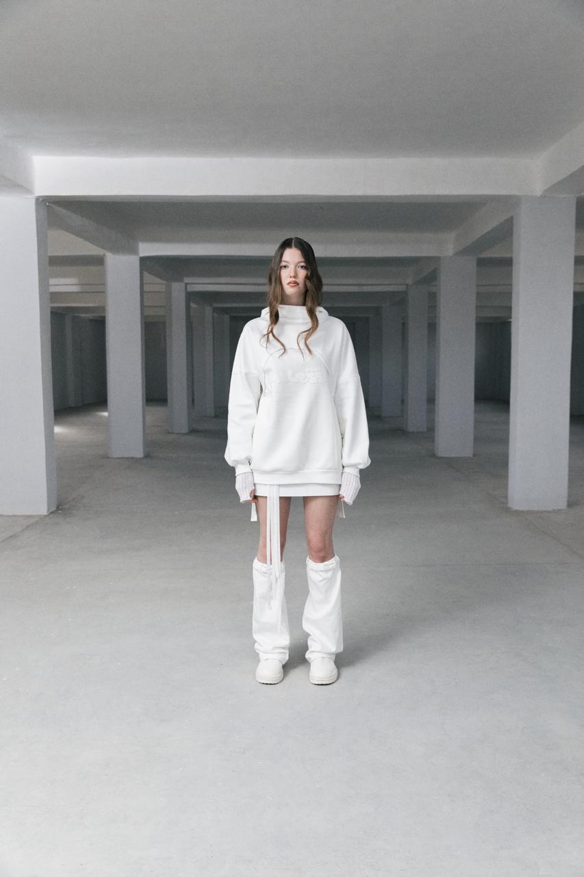 White hoodie